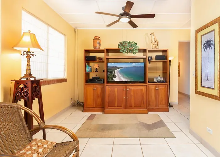 Сasa de vacaciones Oceanview With Wrap-around Terrace, Private Pool, Hot Tub, And