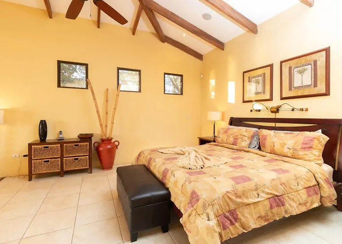 Oceanview With Wrap-around Terrace, Private Pool, Hot Tub, And Сasa de vacaciones