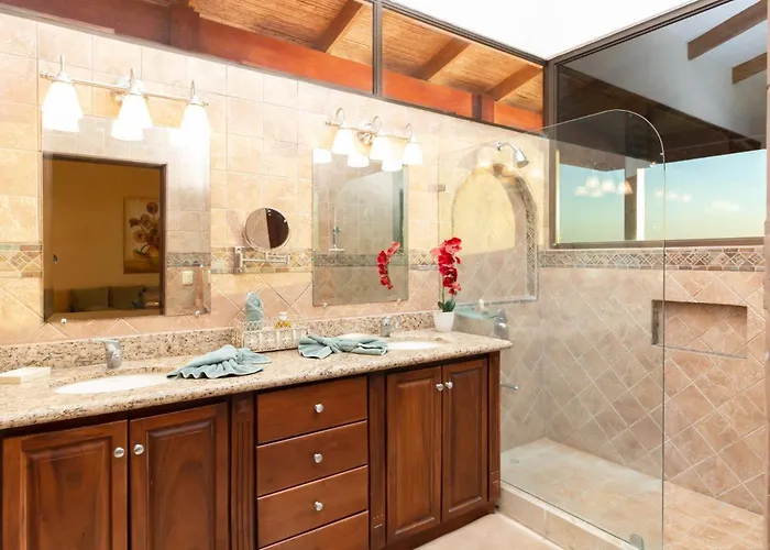 Oceanview With Wrap-around Terrace, Private Pool, Hot Tub, And Сasa de vacaciones *