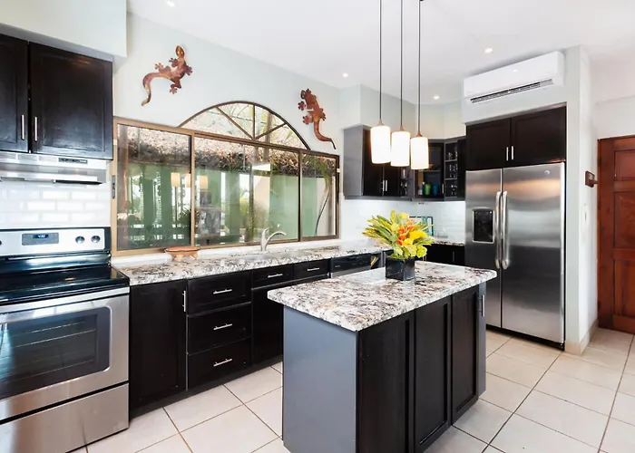 Oceanview With Wrap-around Terrace, Private Pool, Hot Tub, And Сasa de vacaciones Playa Flamingo