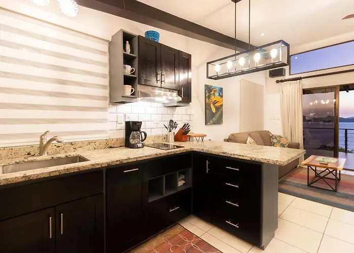 Oceanview With Wrap-around Terrace, Private Pool, Hot Tub, And Сasa de vacaciones *
