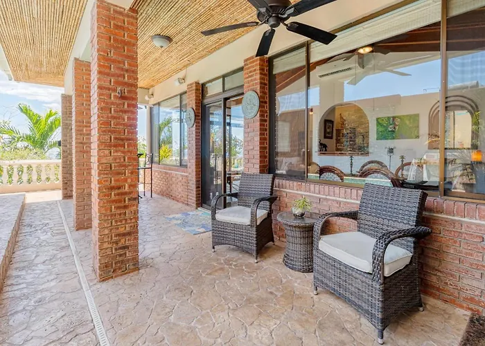 Сasa de vacaciones Oceanview With Wrap-around Terrace, Private Pool, Hot Tub, And *